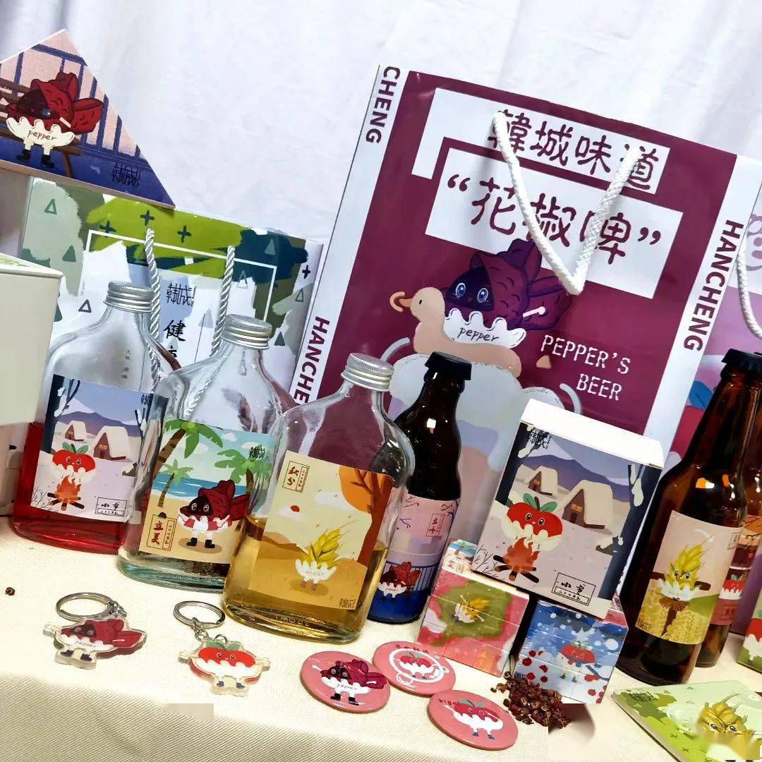 韩城文创产品设计成果展在两院校展出校地共建合作模式开启新局面