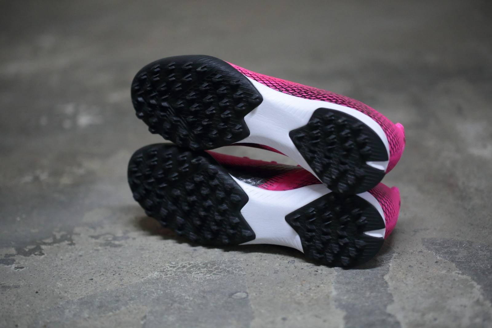 adidas x ghosted.3 tf"superspectral pack"足