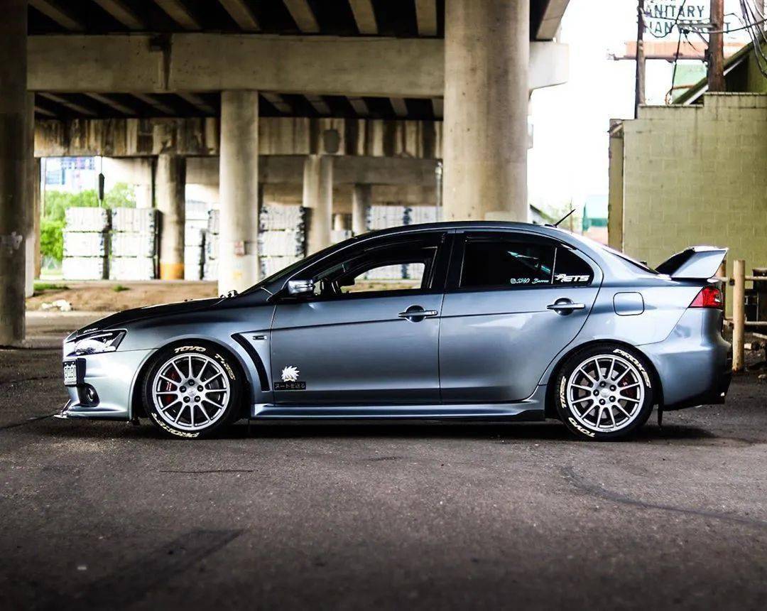 10 代三菱 evo instagram 改装集