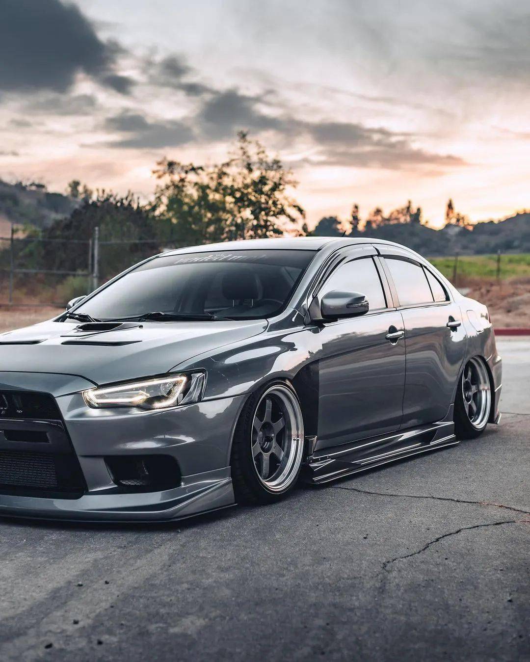 10 代三菱 evo instagram 改装集_evox