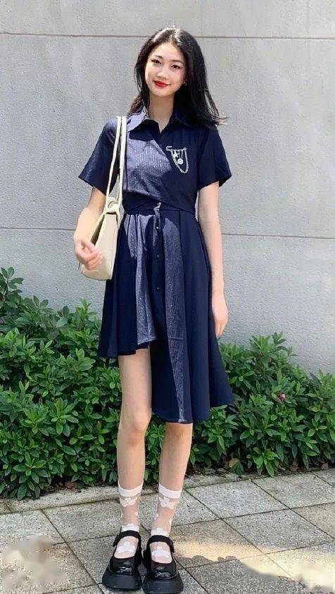 18套适合学生党假日出游超舒适又减龄的夏季休闲穿搭