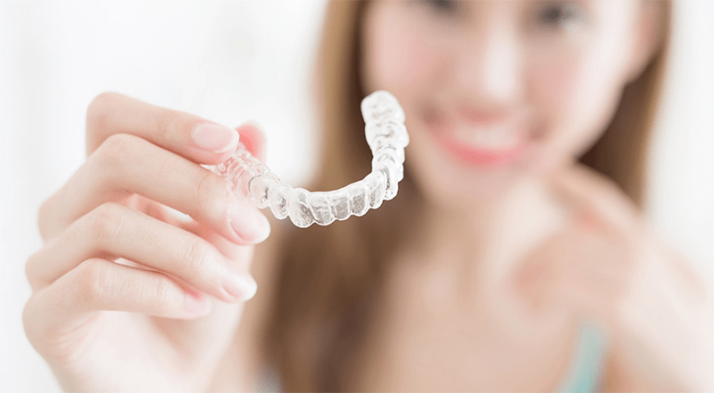 一颗隐形牙图片 来自搜狐网