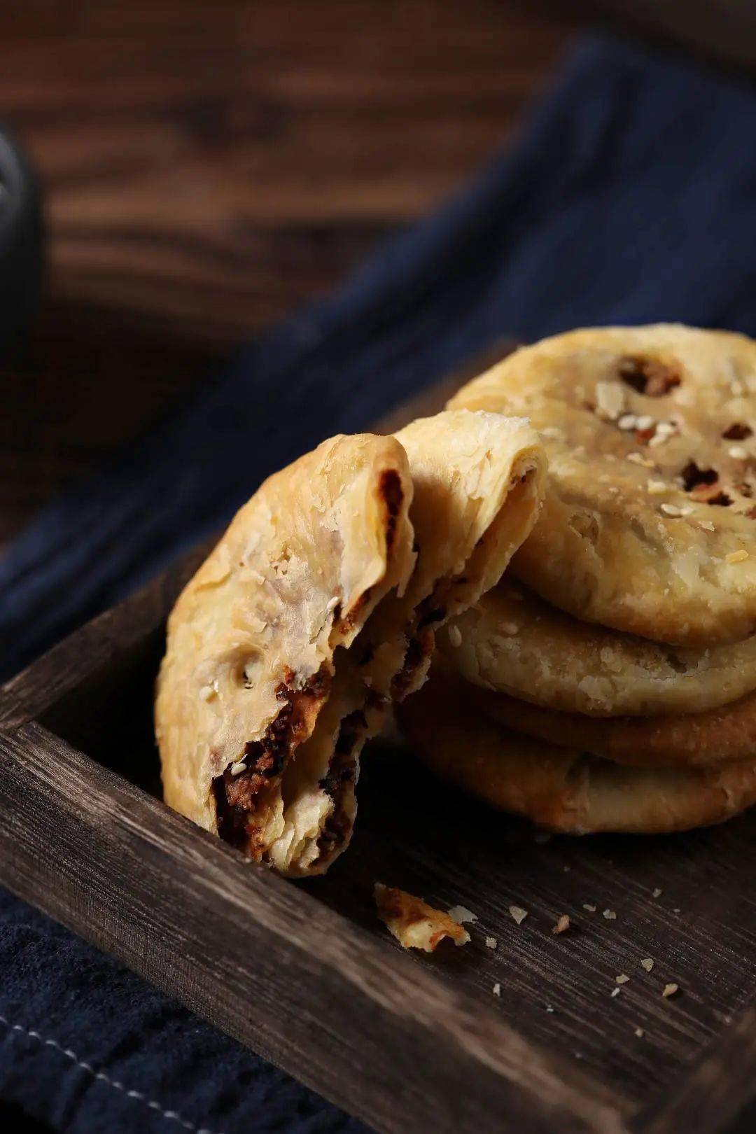 传统美食▎黄山烧饼手工制作而成尝尝这地道的徽州风味
