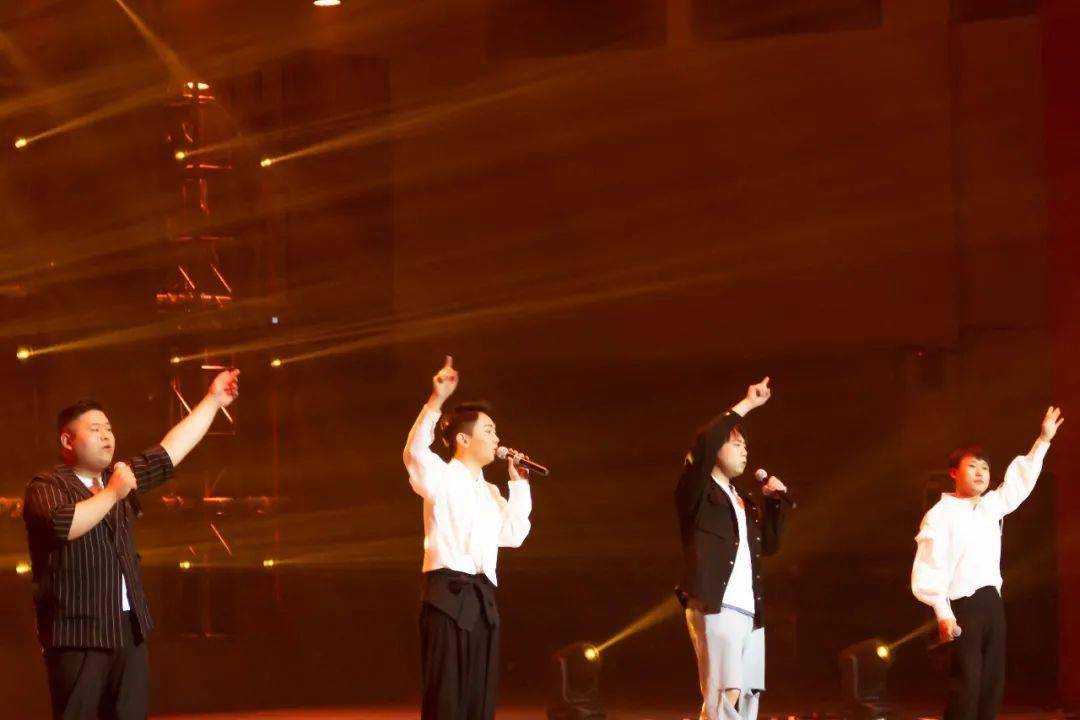 未来的你歌曲完整版 1d5c3f222bff402582c37dd00f81037c.jpeg