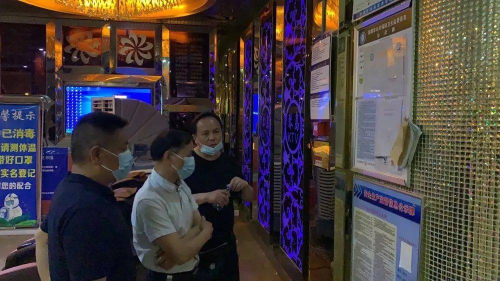 分两组对两城区的琴岛ktv,东方海岸娱乐会所等13家娱乐场所和潘多拉