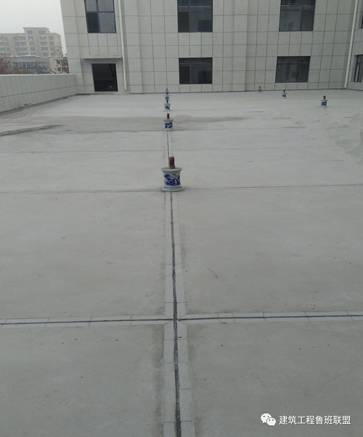 屋面保护层分格缝如何施工?现场示例!