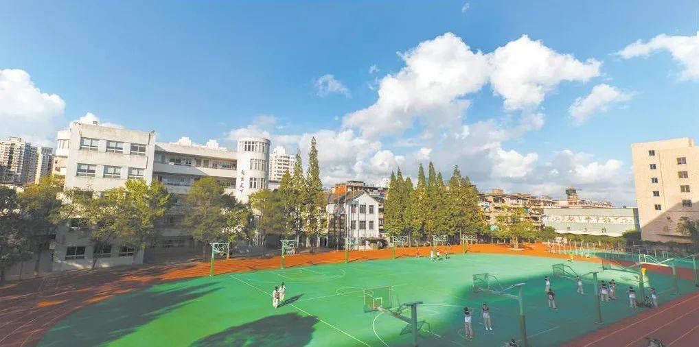 温州市第二职业中等专业学校驶入产教融合快车道