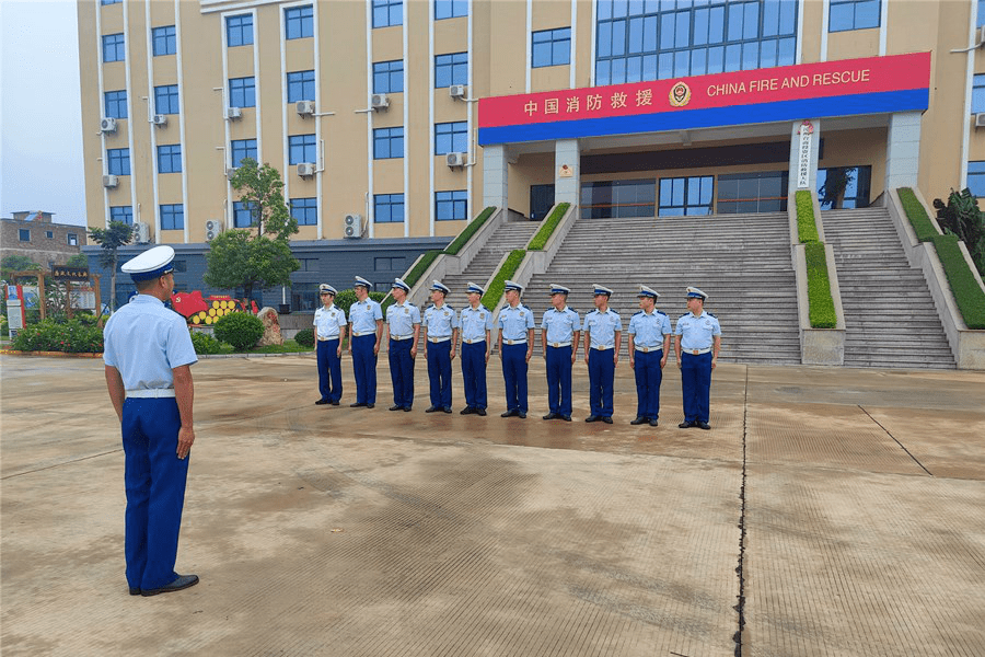 党史学习教育 | 漳州支队党委班子"当兵锻炼"动真格 出实效