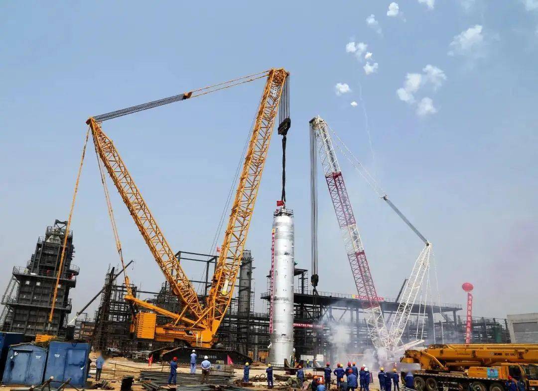 陕西化建800吨履带吊交车即首吊!