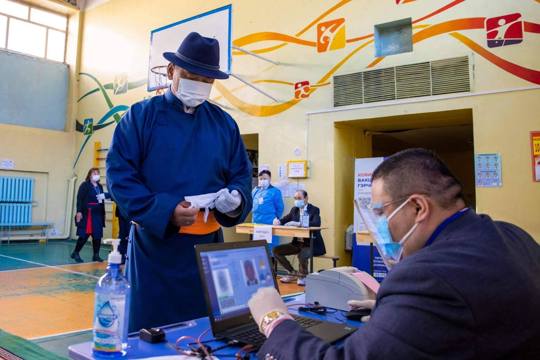 呼日勒苏赫在蒙古国总统选举中获胜