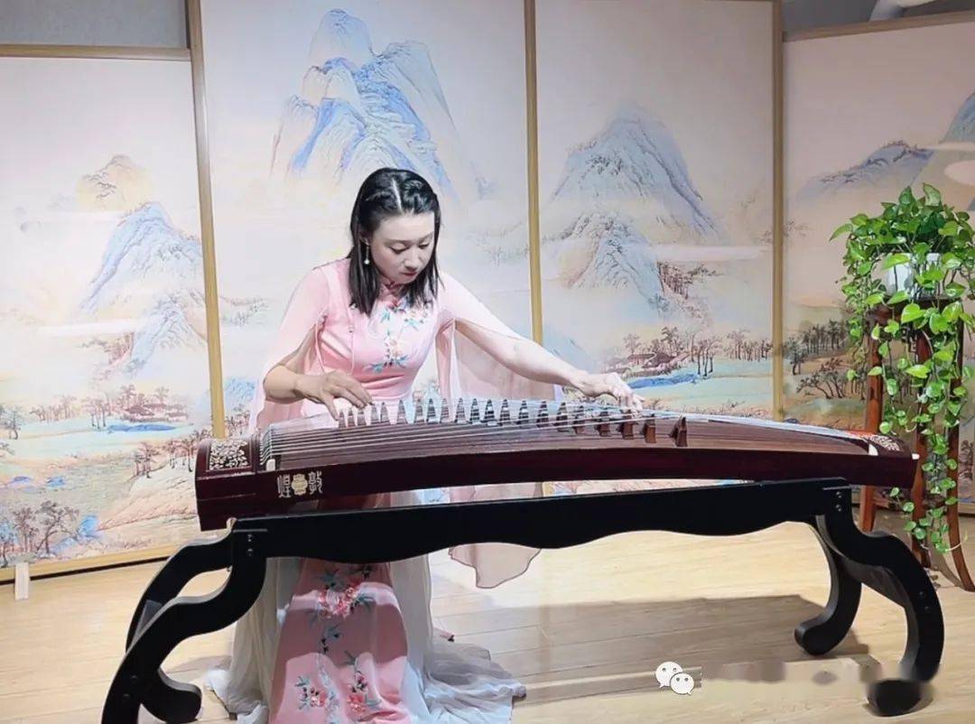 筝元艺术青年古筝演奏家刘筝元受邀cctv企业家专访栏目