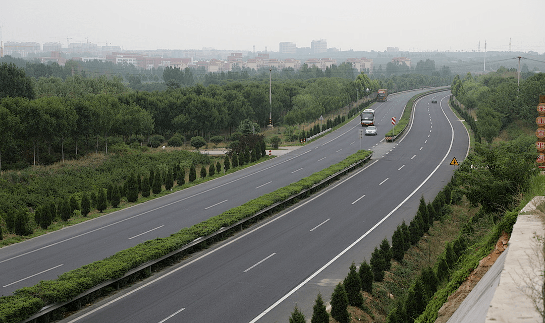 公路建设为宁阳经济腾飞插上翅膀
