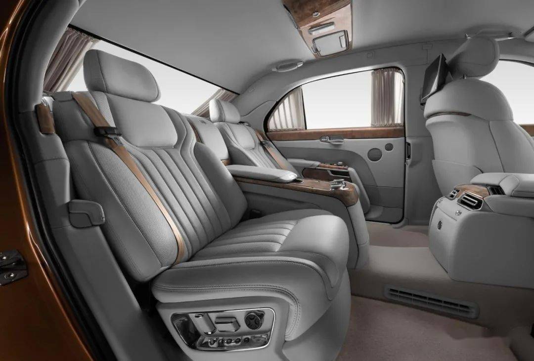 终于亮相俄罗斯国造第一旗舰aurussenat正式下线未来将逐步外销至中国