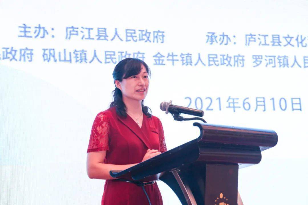 金牛镇第三届西瓜采摘文化节,冶父山镇黄桃文化旅游节,石头镇荷花节
