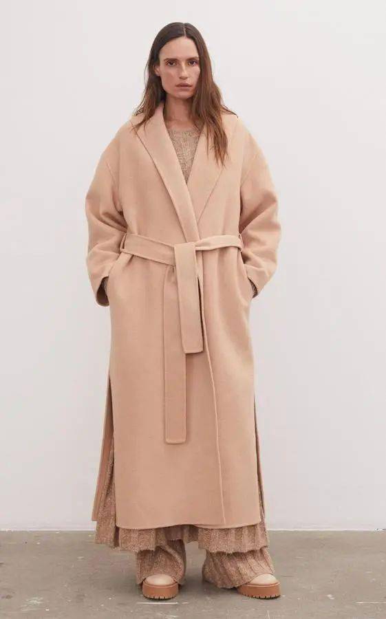 同款大衣双排扣 7b4d859dd00544fdae9de10d7c506473.jpeg