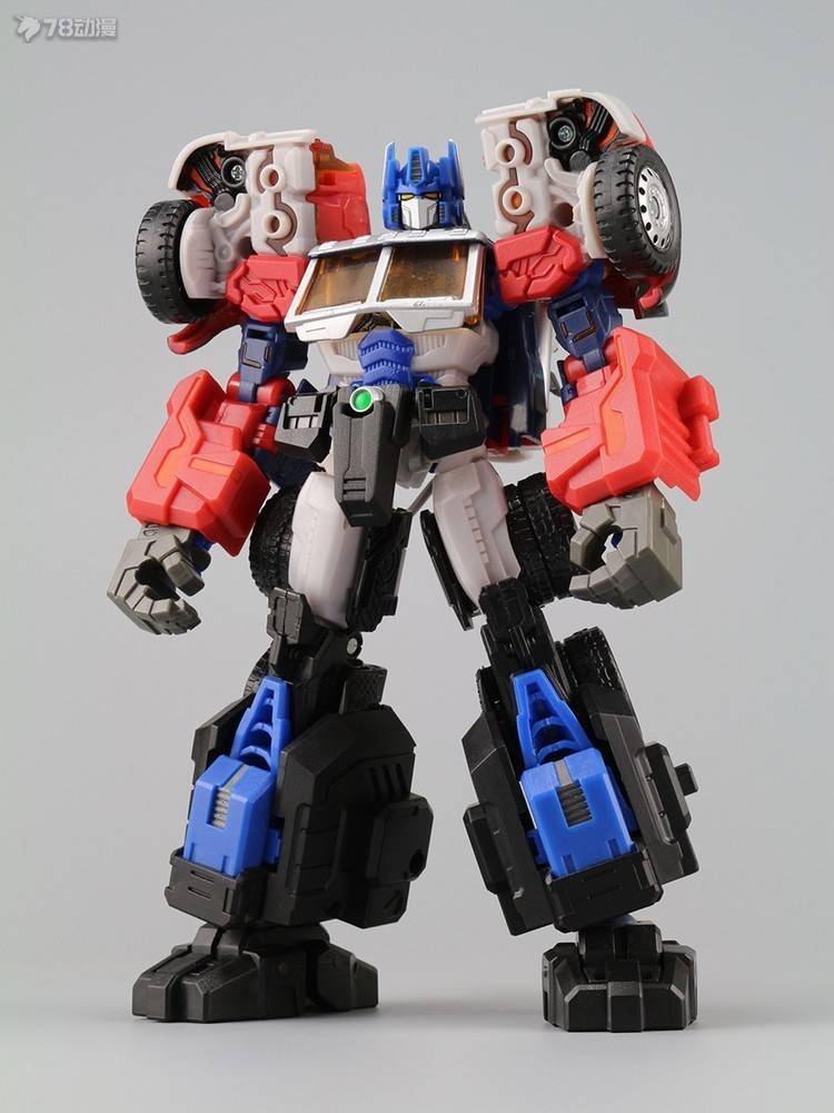 78民间测评:经典系列g2擎天柱 maketoys车厢配件