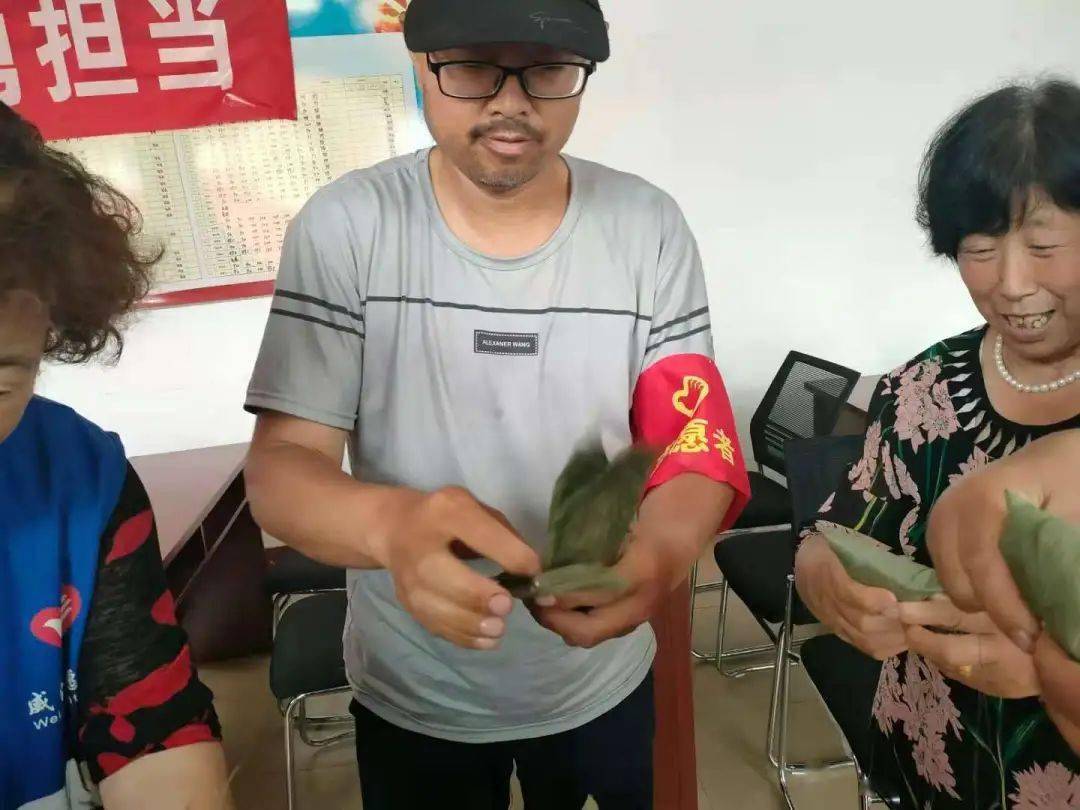 春节实践活动内容及体会 cc36a89211be49d78f8099ba5bb92335.jpeg