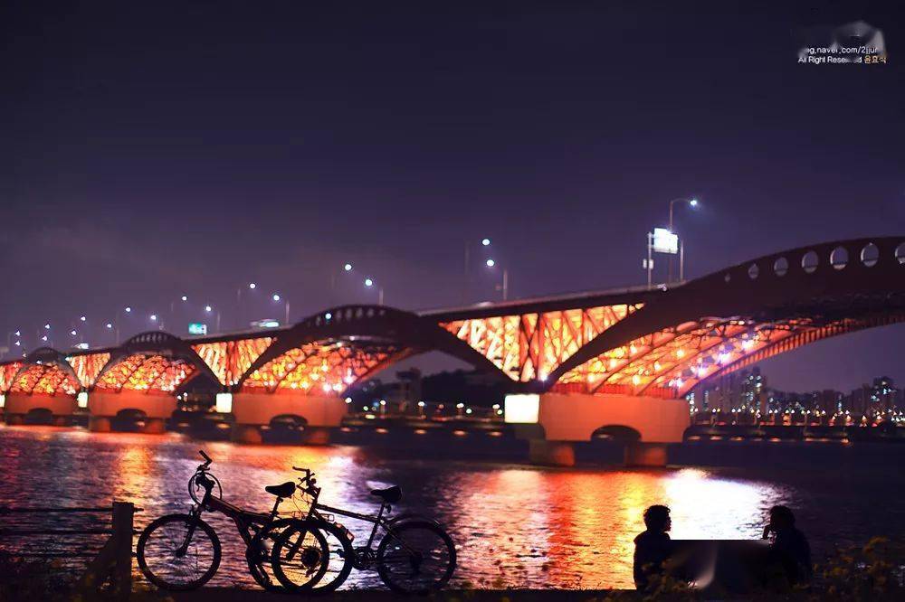 乘地铁游首尔之汉江夜景