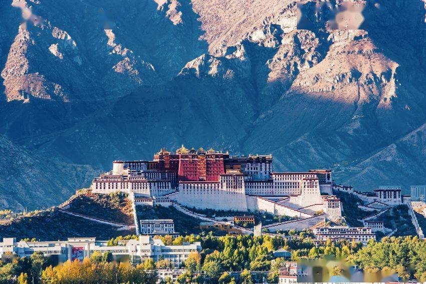 西藏最高建筑 ec9787eed6f24a0fa70d9a3c623e1879.jpeg