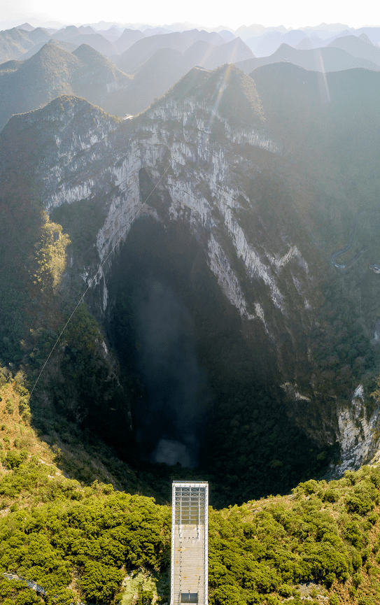 畅玩百色,踏彩虹天梯,登云海天舟,俯瞰天坑奇观!_天窗