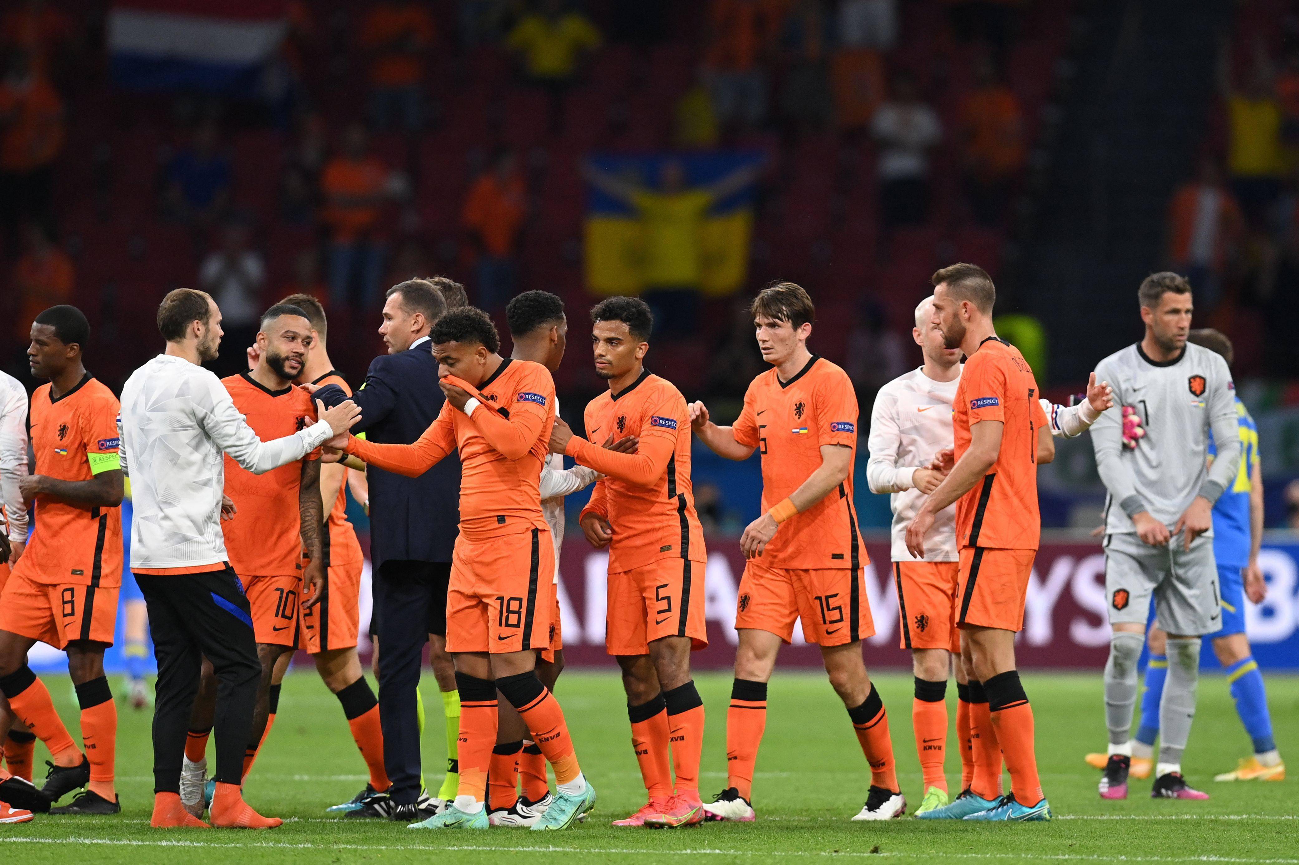 欧洲杯赛场荷兰取得08年之后的首场胜利 乌克兰遭6连败