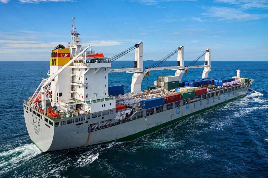 从4艘旧船起家 这家航运领军企业在上海迎来70周岁生日 中波