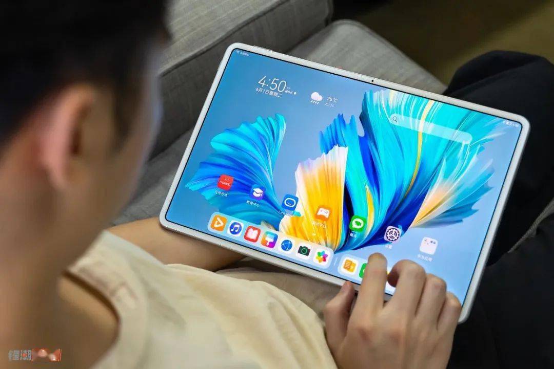 华为平板电脑windows系统推荐 3319e08a401745d1be3d04b98b76343e.jpeg