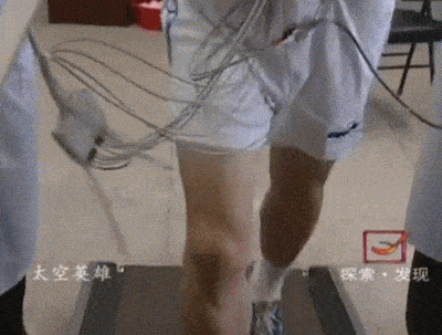 飞行员|这才是顶流！神舟十二号发射升空登顶热一，铭记历史致敬航天英雄