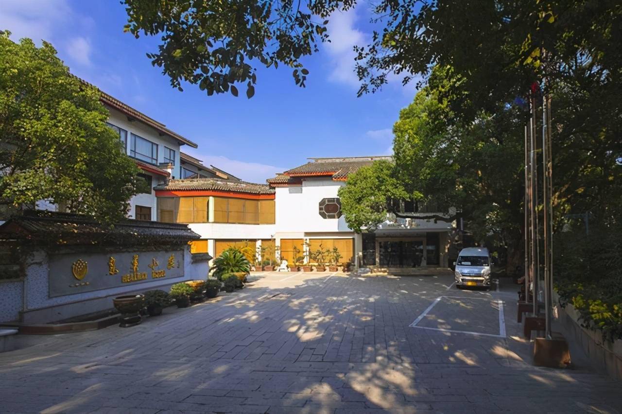 普陀山:趁阳光正好,风也温柔,爱的人都在身边_小庄