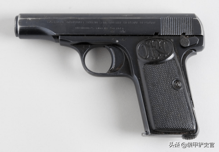 fn m1910型手枪堪称勃朗宁职业生涯中最为完美的作品之一,它充分汲取