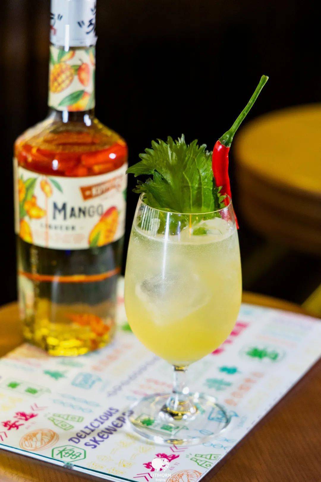 酿啤酒,连6月新酒「百香拳」都已现身,最经典的「右勾拳」也榜上有名