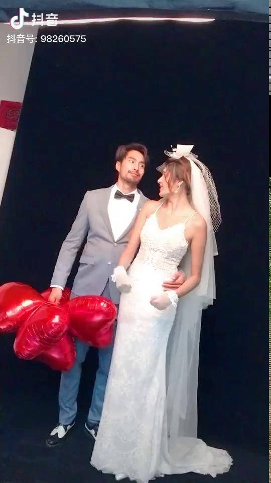 吃过饭后的大叔aaben会欺负莎莎kawsarayy不跟你搭话