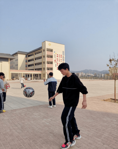 广南县西点中学2021年高一新生高三补习招生公告