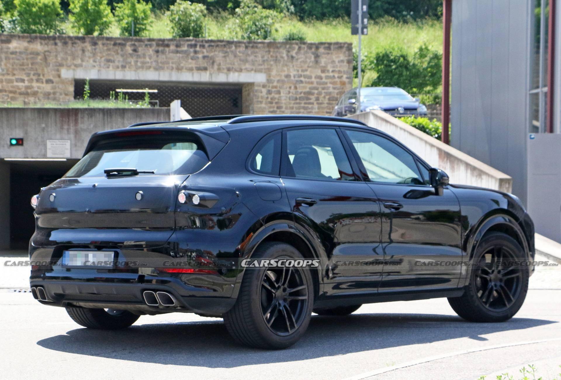 搭载全新娱乐系统 新一代保时捷卡宴谍照曝光