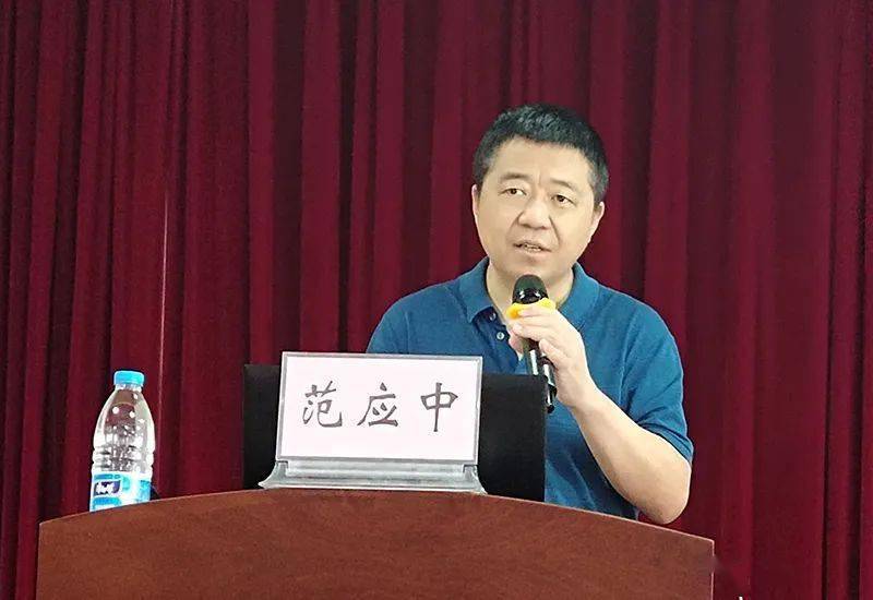 河南省医学会小儿外科分会适宜技术走进许昌市妇幼保健院_范应中