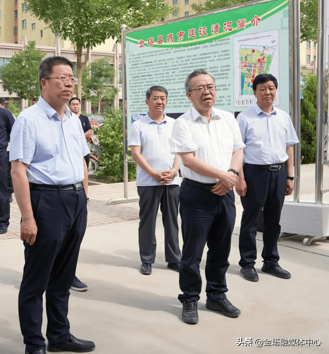市委书记吴仰东在金塔县调研