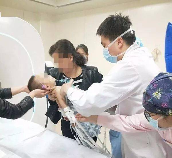 一个炒菜的功夫孩子就没了!儿科医生呼吁:这些底线千万不要让孩子碰!