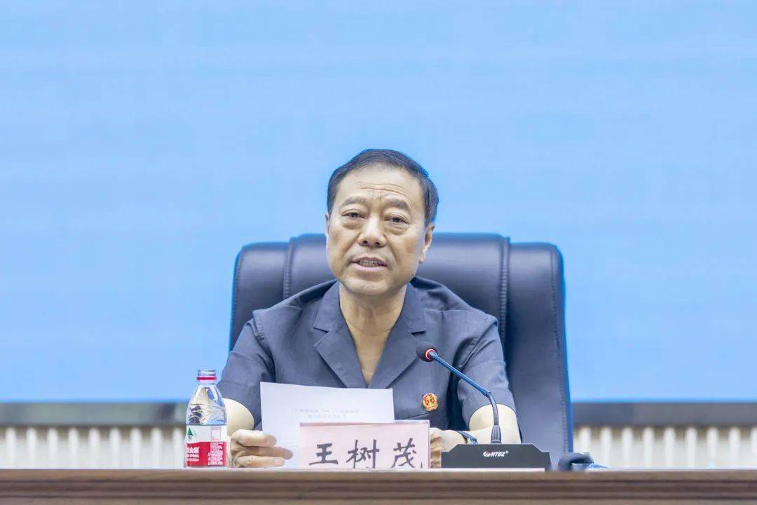 26"国际禁毒日新闻发布会,省法院党组副书记,常务副院长王树茂通报了