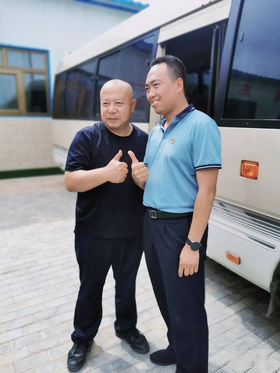 鸿胜 斌sir,俩大v还牛彩蛋来啦~~~~感谢鸿胜警官倾情制作哦~来源丨"
