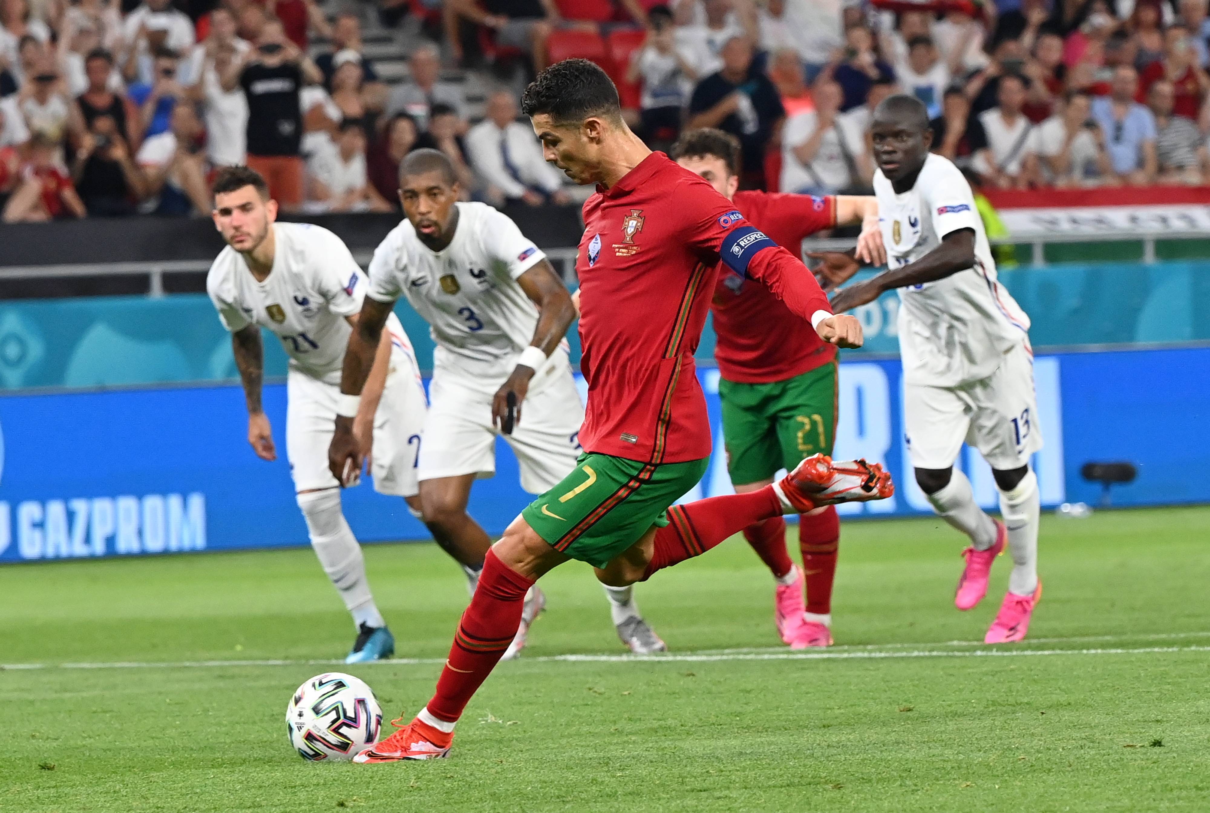 布达佩斯举行的欧洲足球锦标赛f组的比赛中,葡萄牙队以2比2战平法国队