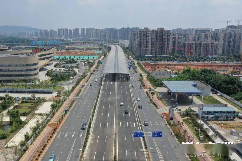 通过洋湖大道立交,市民开车从西二环罗家嘴走高架可直接上潭州大道,从