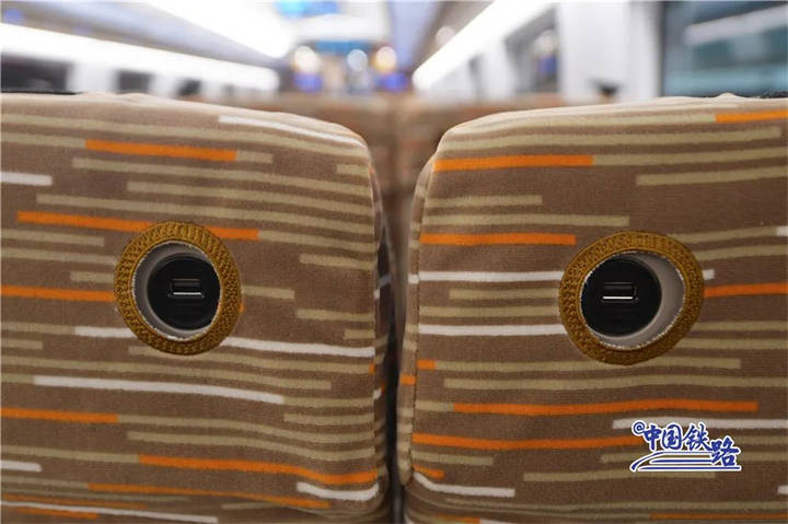 怎么样才可以买到复兴号 1cc8b80f11394c81bded01fdd3e48d5b.jpeg