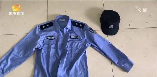 中国警察白色警服图片