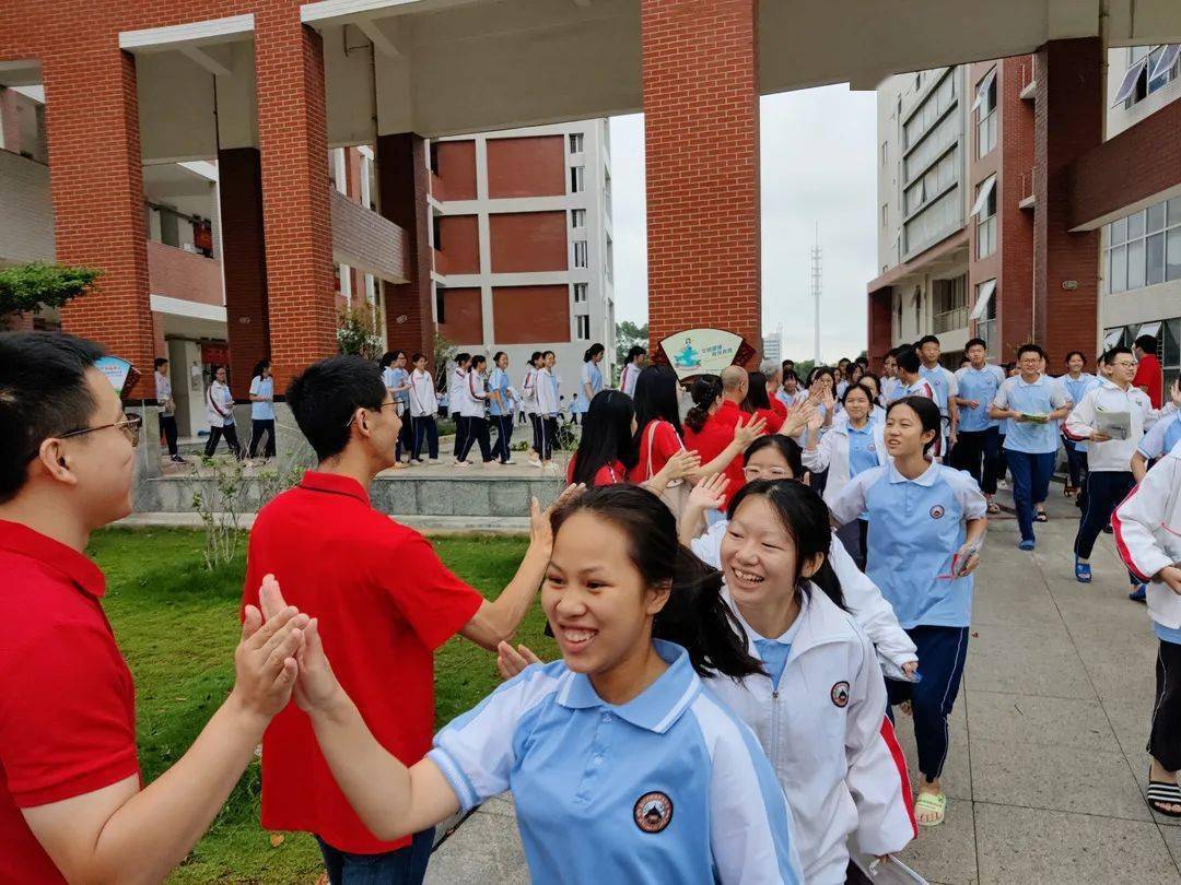 直击现场晋江中考红加油21679