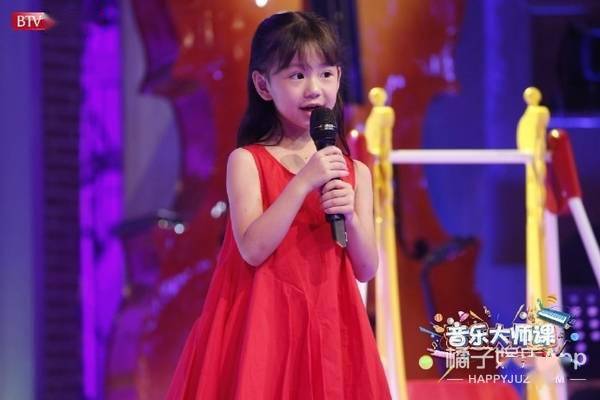 还记得《三生三世》里的小小素锦吗?她现在长这样!
