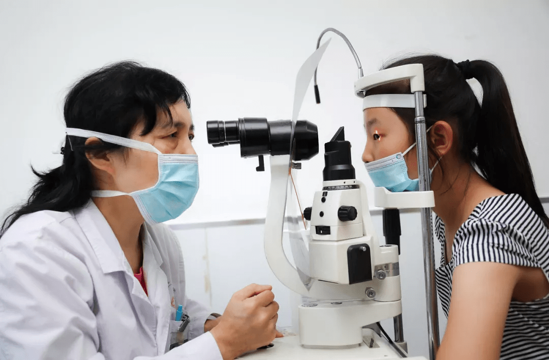 华厦眼科冲刺A股：79次行政处罚 一平米90