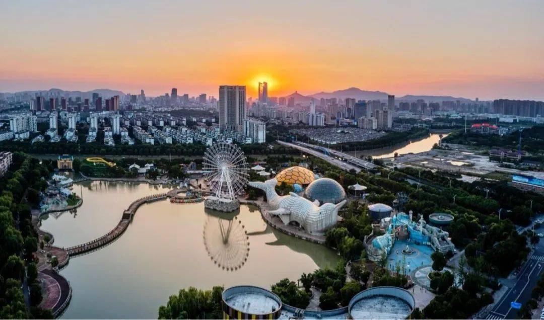 东部新城耀夕辉南太湖号拍客:星铭投稿方式即日起,您可以通过进入"南