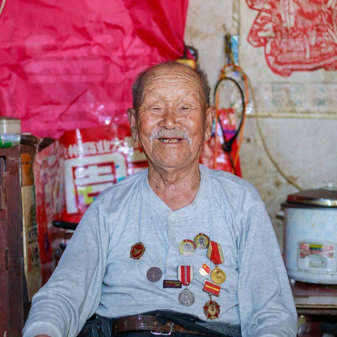 共和国不会忘记沂水建国前老党员群星谱