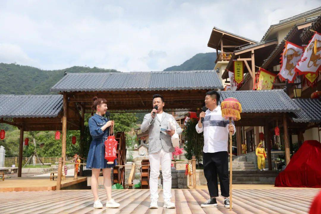 6月26日2130央视乡村大舞台走进德化首播敬请收看