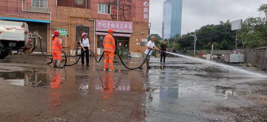 六枝瓦窑小区告别脏乱差喜迎洁净美